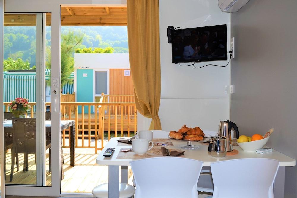 Girasole Eco Family Village แฟร์โม ภายนอก รูปภาพ